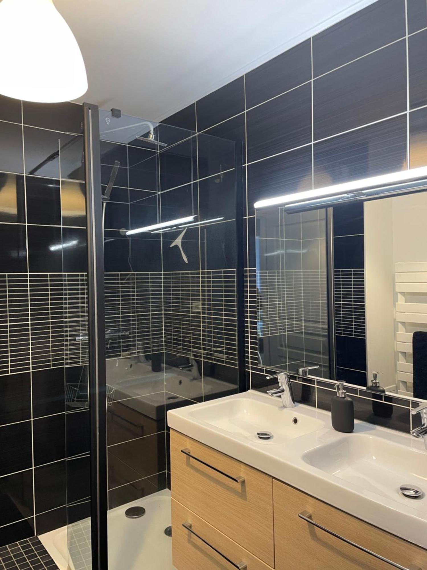 Apartment Spacieux 6 Pers Proche Centre Et Gare Laval - Parking Prive Securise Laval (Mayenne)